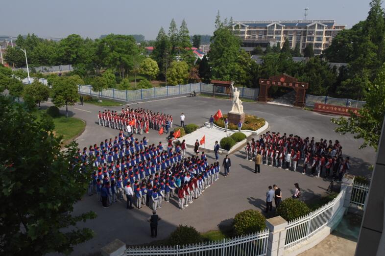 淮海农场学校开展传承军垦精神教育活动.jpg
