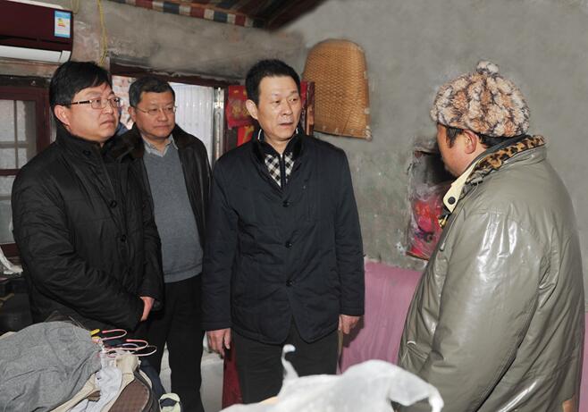 集团公司副总经理姚准明来我场慰问.jpg